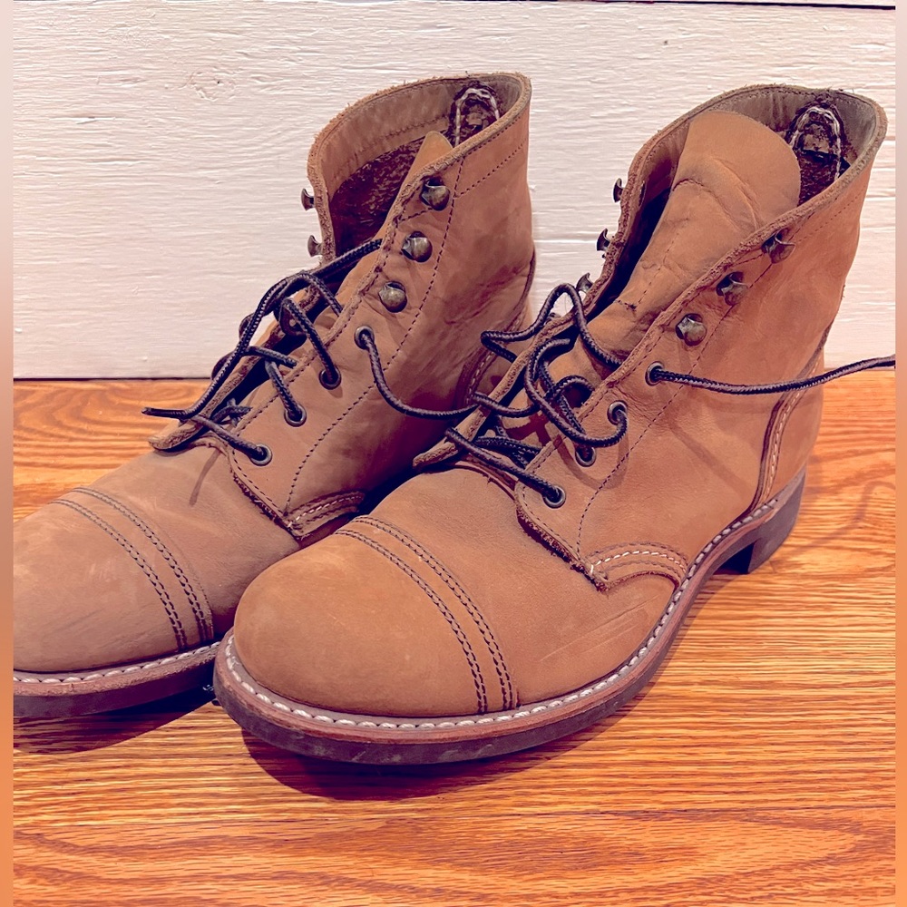 Red Wing Heritage Iron Ranger size 8.5